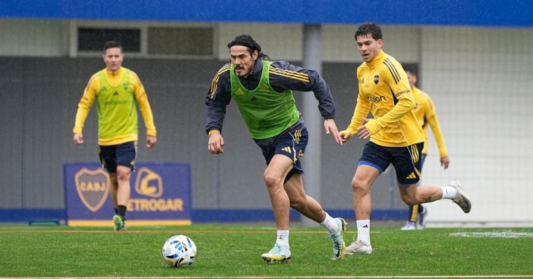 Cavani confirmado: fútbol bajo el agua y regreso con Unión