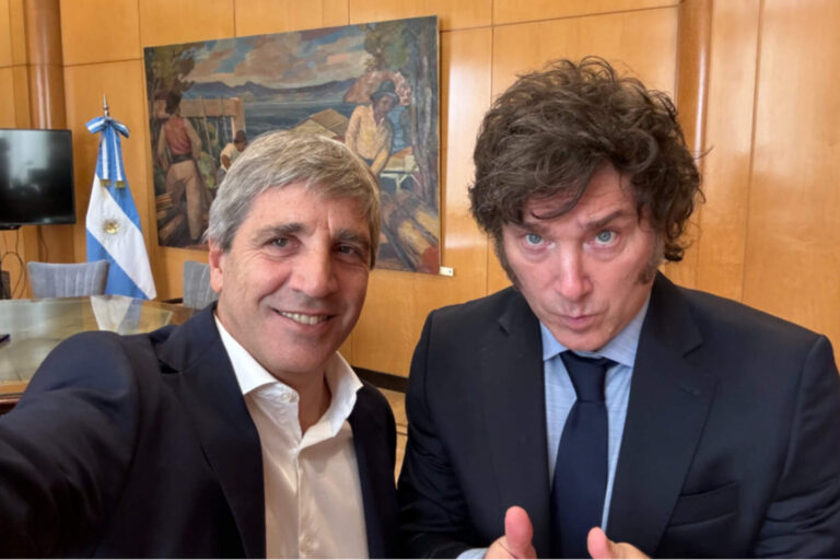 Milei consigue nuevos créditos por USD 1.500 millones del BID y el Banco Mundial