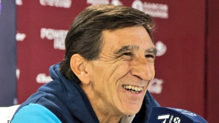 Gustavo Costas apuntó contra Boca por la fecha del clásico: «No quisieron jugar…»