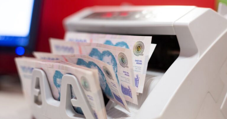 En la previa de la megalicitación, la tasa de caución salta a 67%: cómo aprovecharla