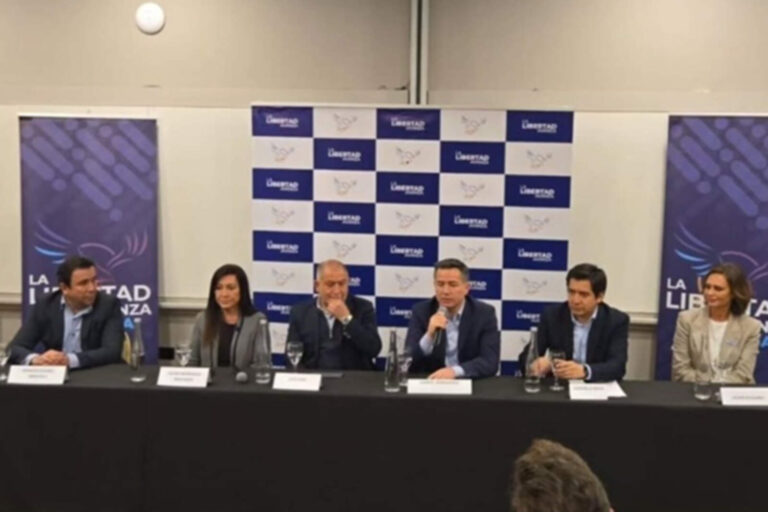 La Libertad Avanza presentó su lista de candidatos a diputados por Córdoba