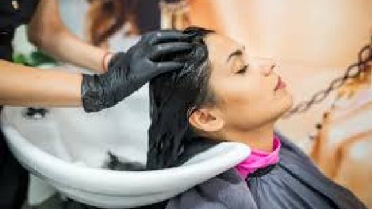 Día del Peluquero 2025: por qué se celebra cada 25 de agosto