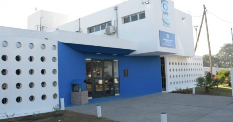 Córdoba: condenan a un policía que les robaba a los detenidos dentro de una comisaría