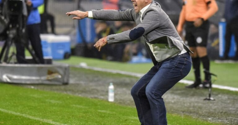 Pusineri, después del inédito partido con Gimnasia: «El equipo lo buscó con todas las incomodidades que hubo»