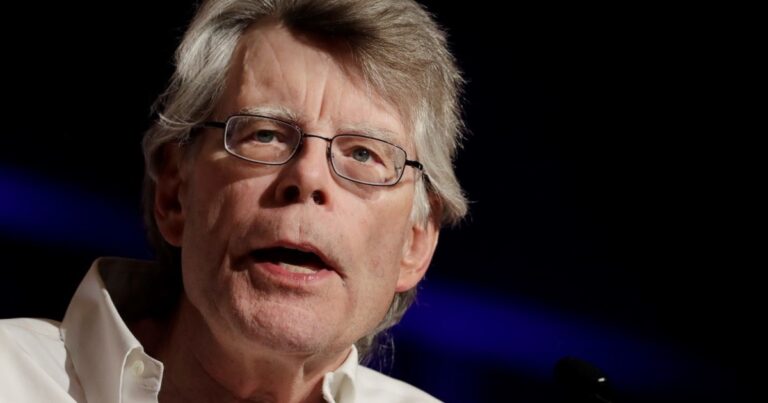 Stephen King y su teoría de por qué la gente prefiere ver películas en streaming en lugar de ir al cine