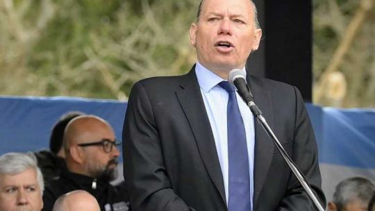 Sergio Berni: Si Milei no cambia, la sociedad lo va a echar»