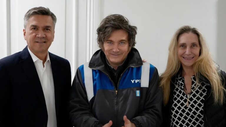 Javier Milei y Karina se reunieron con el gobernador de Chaco, Leandro Zdero en Olivos