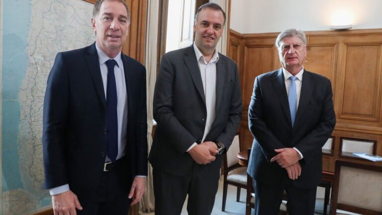 Diego Santilli y Sergio Ziliotto postergaron su reunión en la Casa Rosada en plenas negociaciones por la reforma laboral