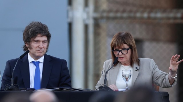 Encuesta de humor social: 57% ve peor la economía y la inseguridad lidera las preocupaciones