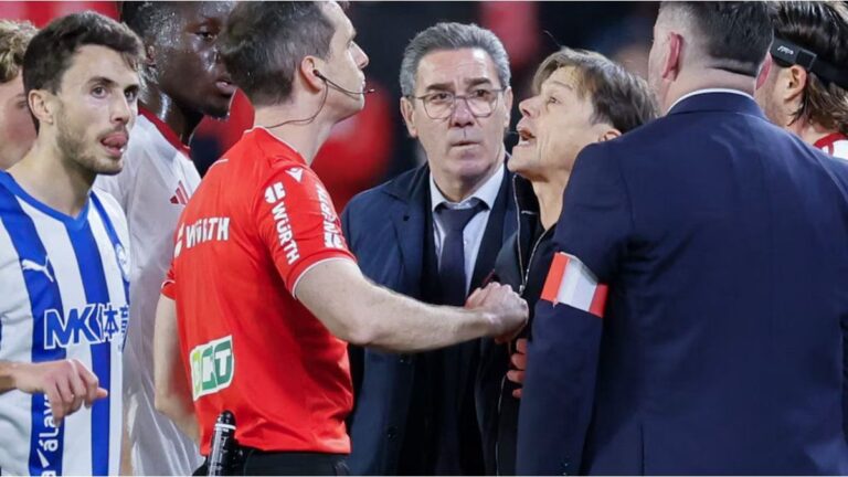 Escándalo, empujones y expulsión en Sevilla: echaron a Matías Almeyda tras un fuerte cruce con el árbitro