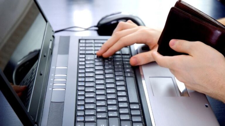 Cómo funciona el nuevo sistema para que bancos y fintechs puedan cobrar las deudas de los clientes